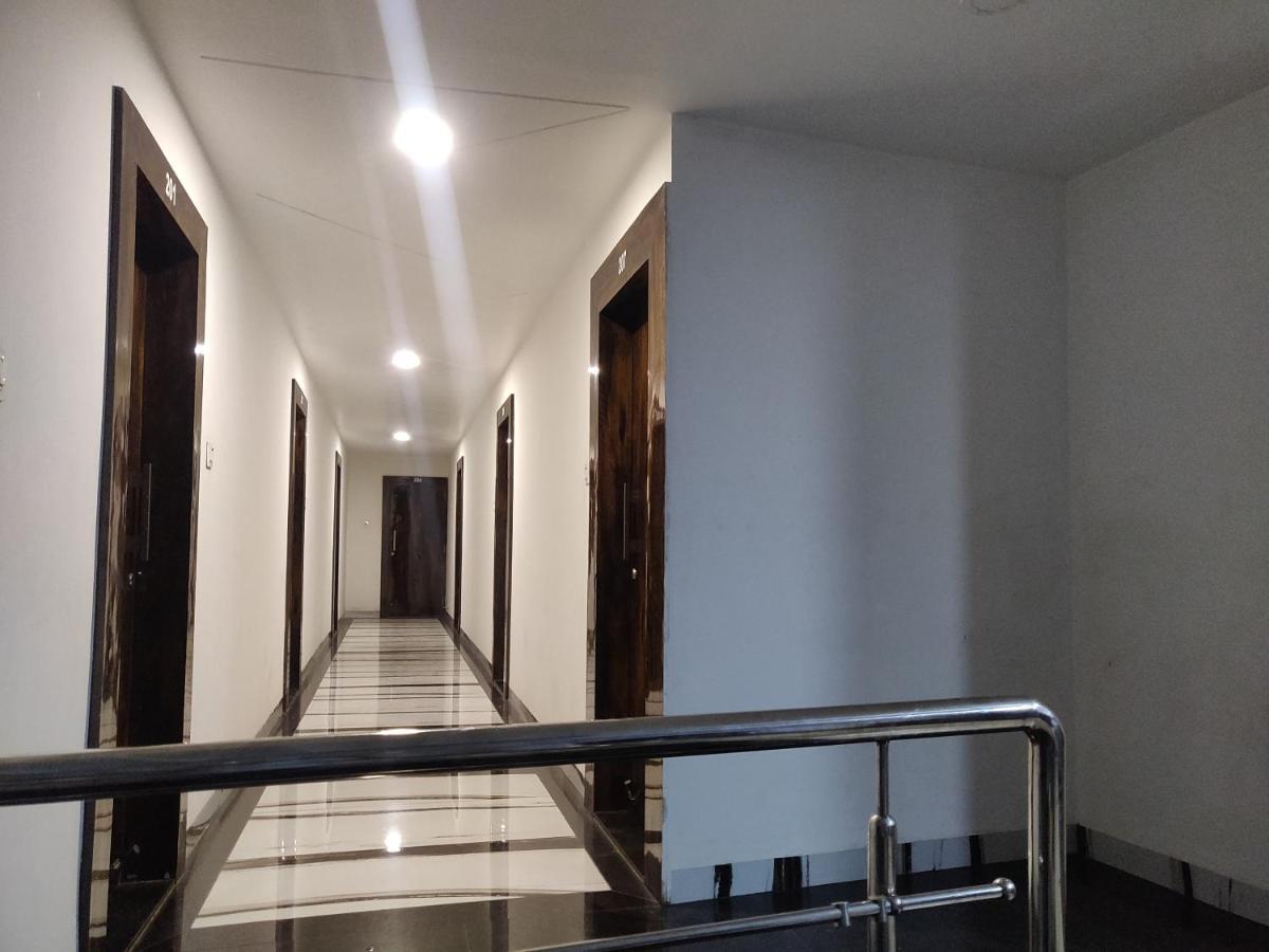 Hotel Rb Palace Индаур Экстерьер фото