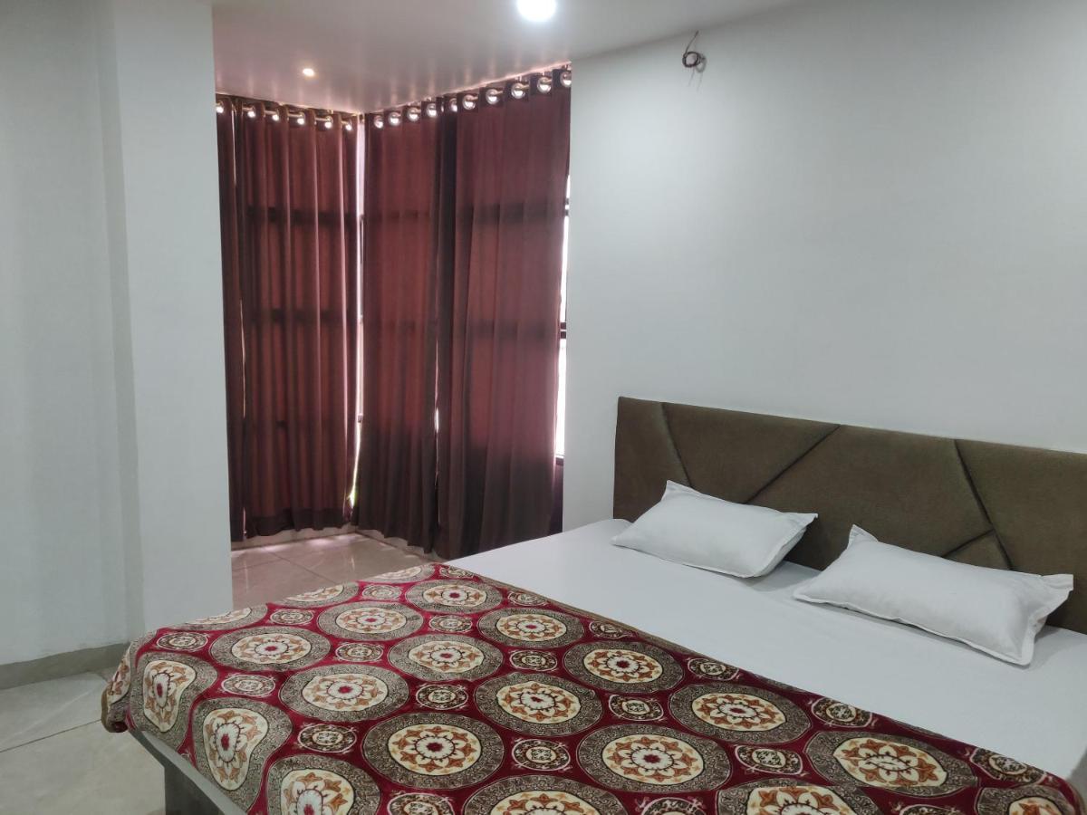 Hotel Rb Palace Индаур Экстерьер фото